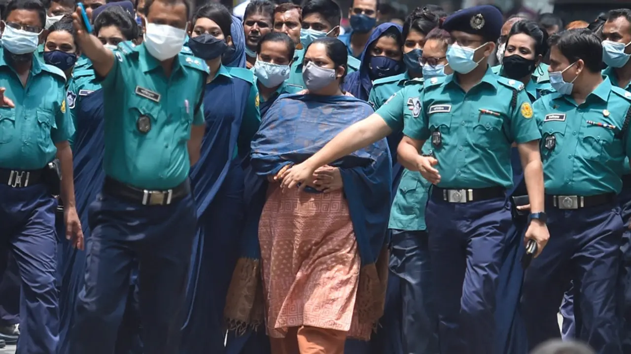রোজিনা ইস্যুতে তদন্ত প্রতিবেদন জমা, অফিস করছেন সেই পলি