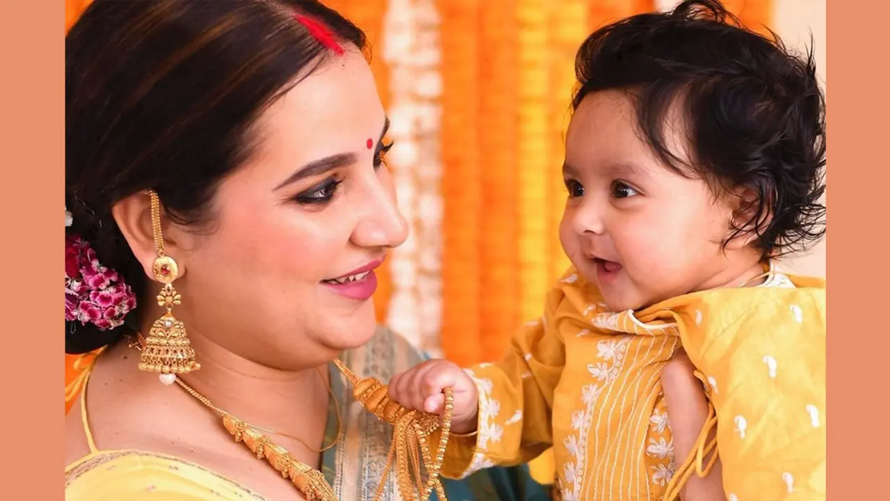 মা হওয়ার সঙ্গেই অপরাধবোধের জন্ম হয়: শুভশ্রী