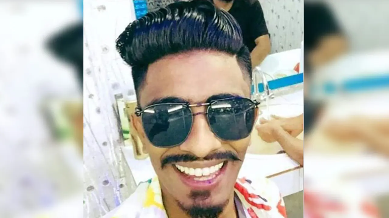 ‘টিকটক হৃদয়ে’র ফাঁদে পড়েছেন কত তরুণী?