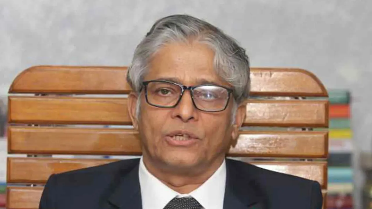 জ্ঞান আহরণ ও বিতরণের গৌরবগাথা নিয়ে শতবর্ষ পাড়ি দিয়েছে ঢাবি