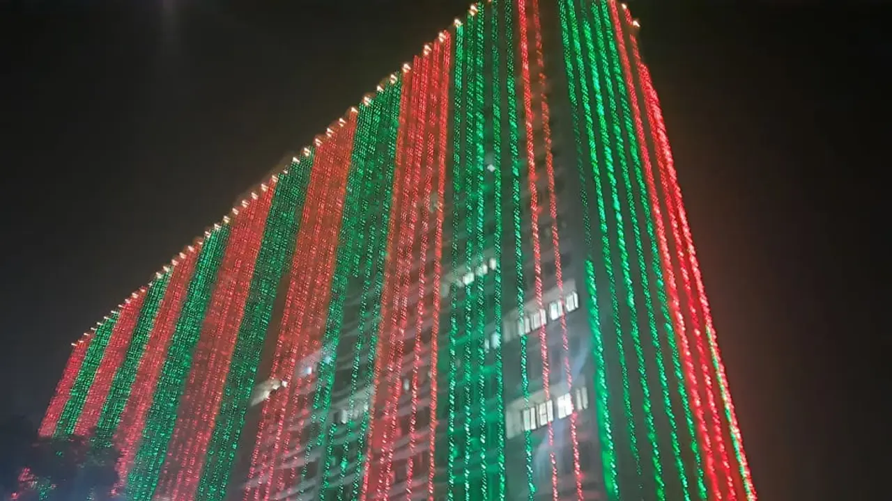 লাল-সবুজে সেজেছে সচিবালয়