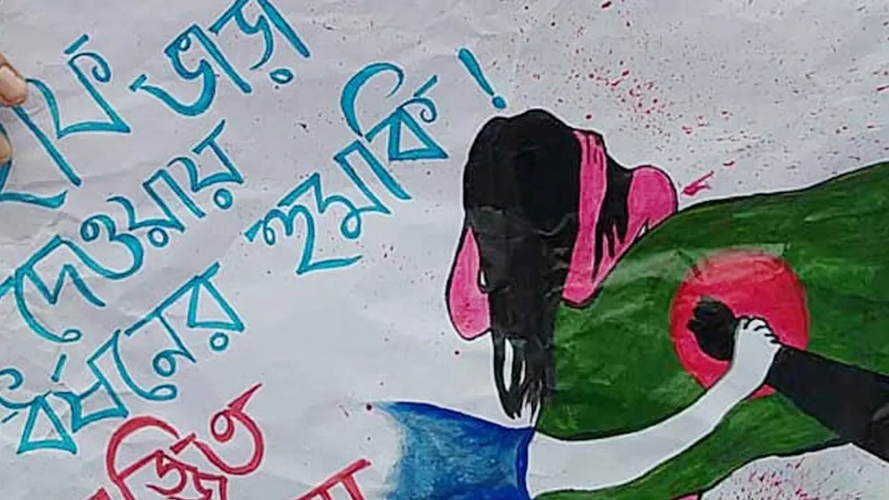 ছাত্রীকে ধর্ষণের হুমকি : সেই চালক-হেলপার আটক