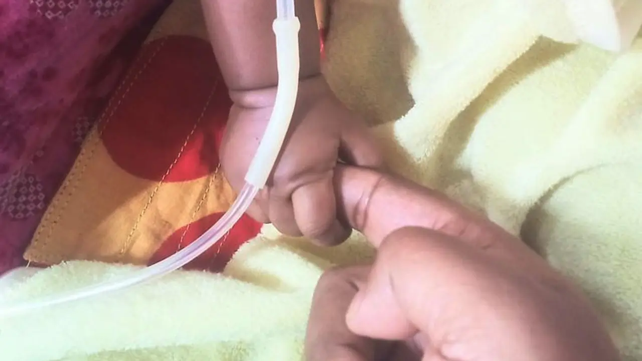 থার্টি ফার্স্টে বাজির শব্দে কাঁপছিল শিশুটি, পরদিন মৃত্যু
