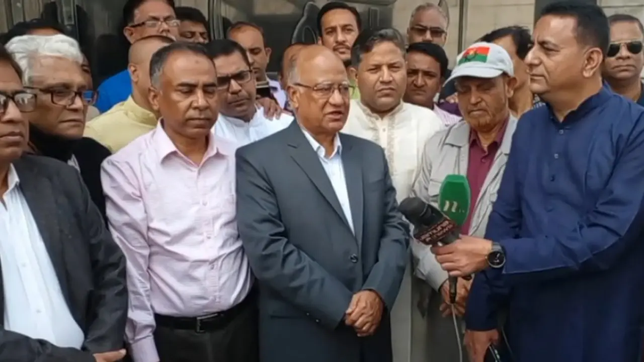 খালেদা জিয়ার বিদেশে চিকিৎসার বাধা অপসারণের দাবি বিএনপির