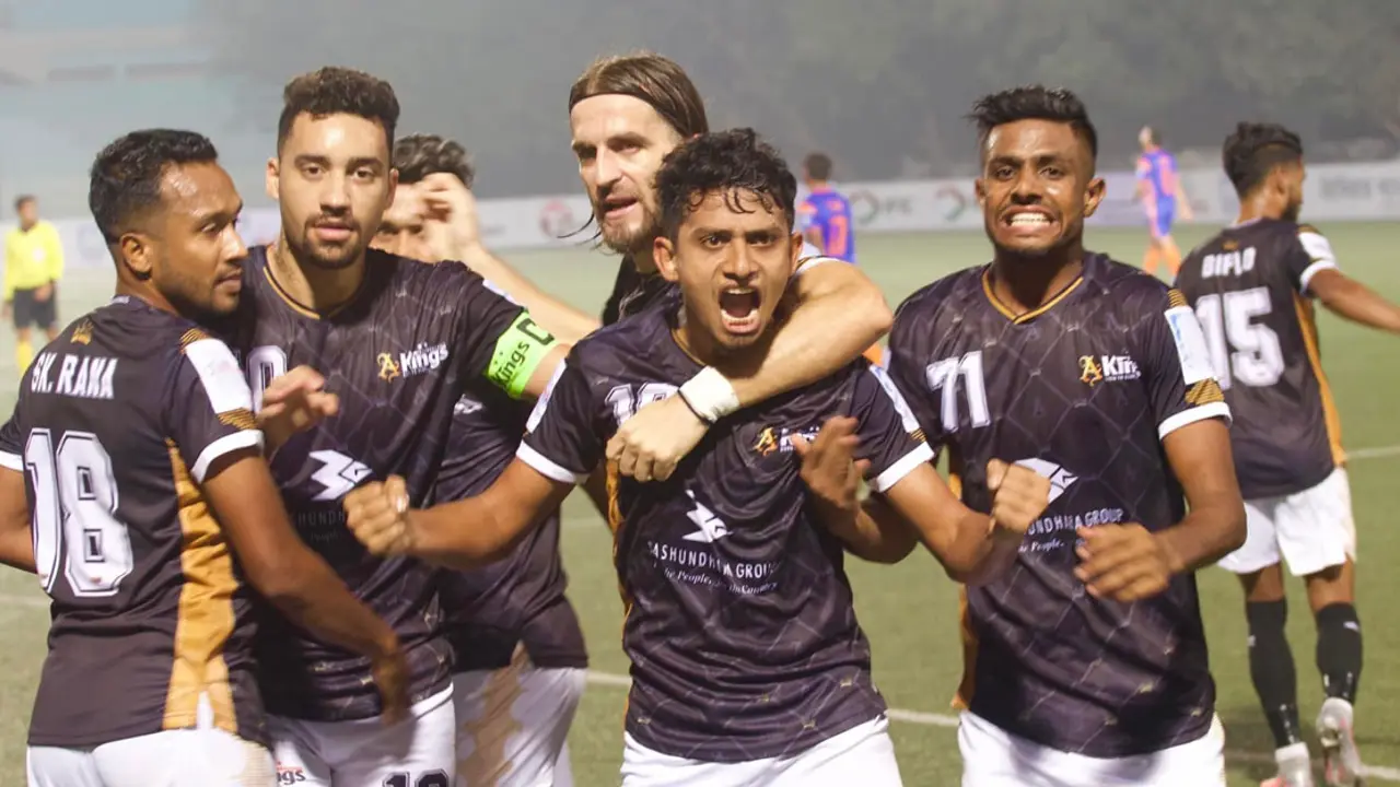 ইতিহাস গড়ার পথে বসুন্ধরা কিংস