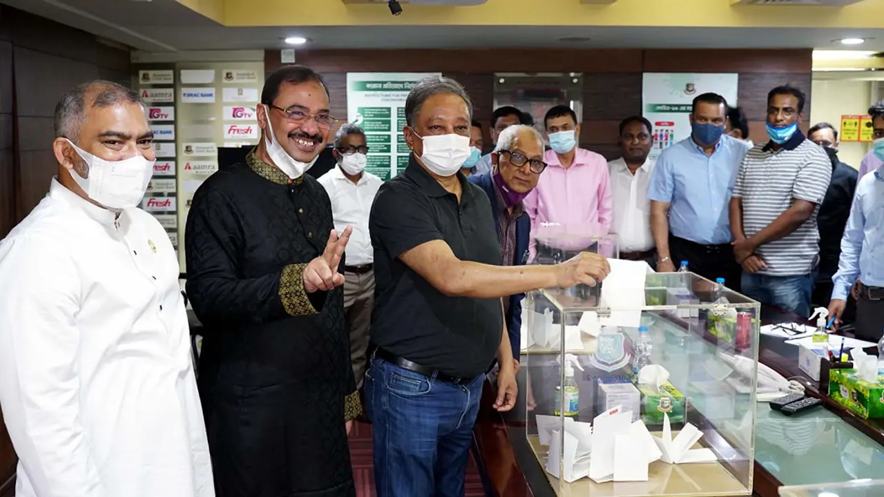 শেষ হলো বিসিবির স্লোগানমুখর নির্বাচনের ভোটগ্রহণ