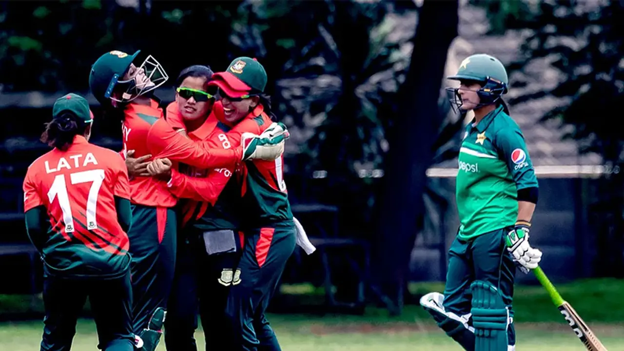 ছেলেরা না পারলেও পাকিস্তানকে হারাল বাংলাদেশের মেয়েরা