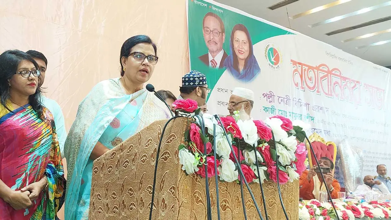 ‘স্বার্থান্বেষী ও ধান্ধাবাজের কব্জায় জাতীয় পার্টি’