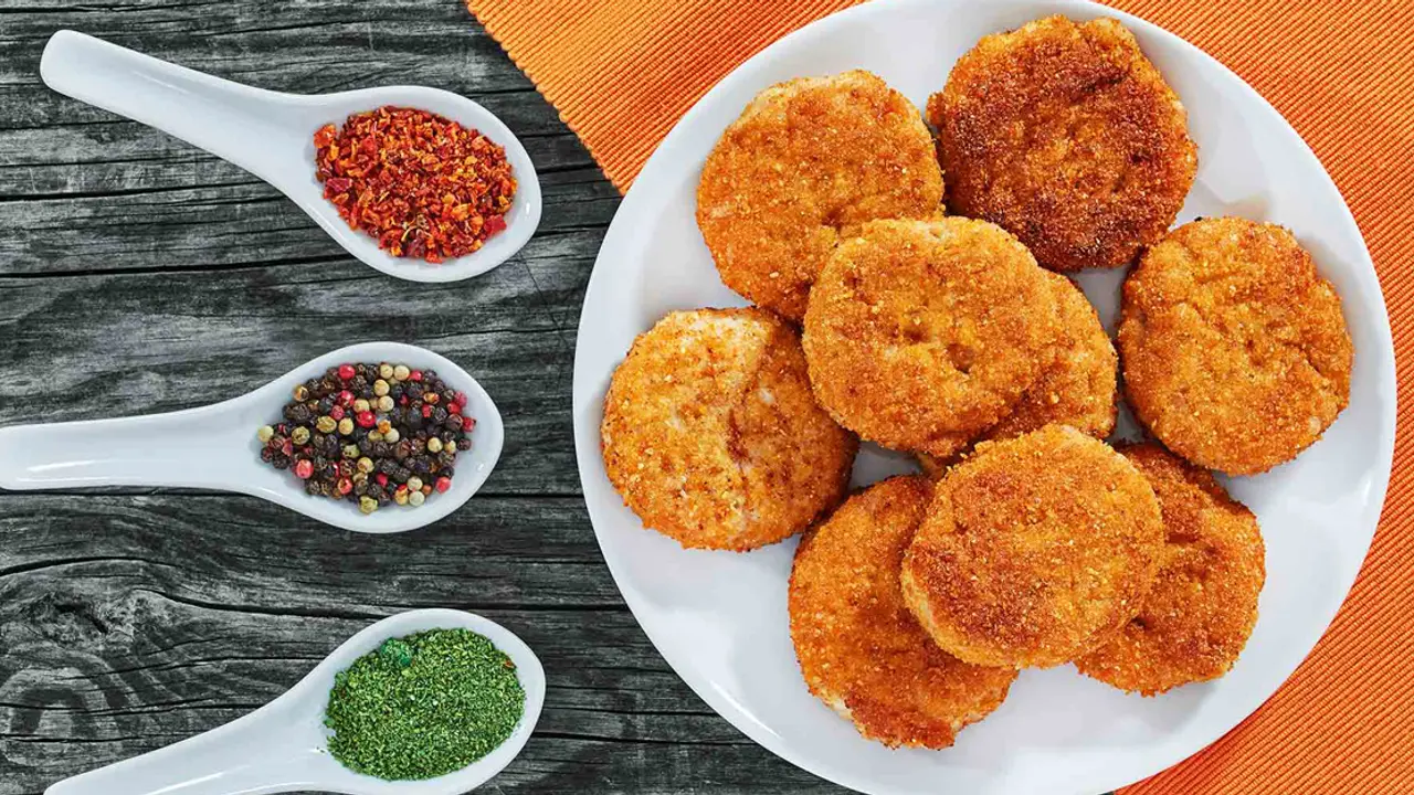 চিকেন কাটলেট তৈরি করবেন যেভাবে