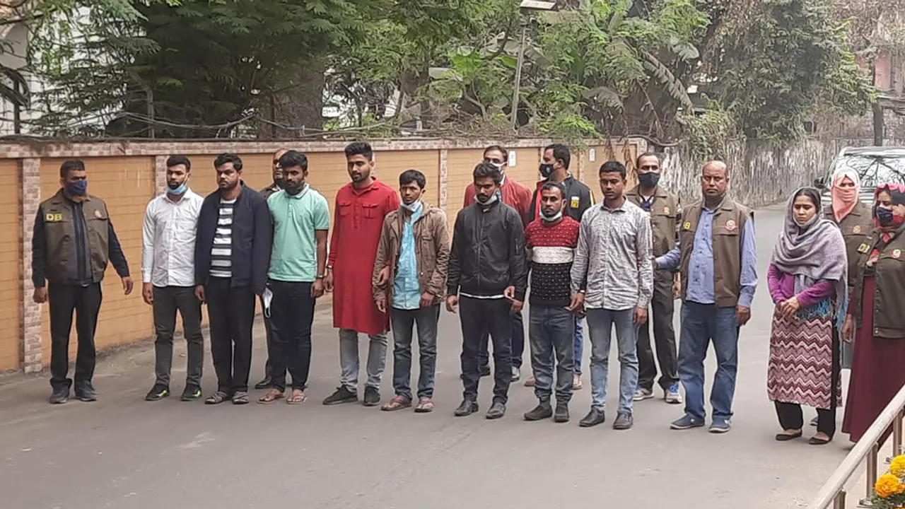 বরখাস্ত সরকারি কর্মকর্তা-ভাইস চেয়ারম্যানের যোগসাজশে প্রশ্নফাঁস