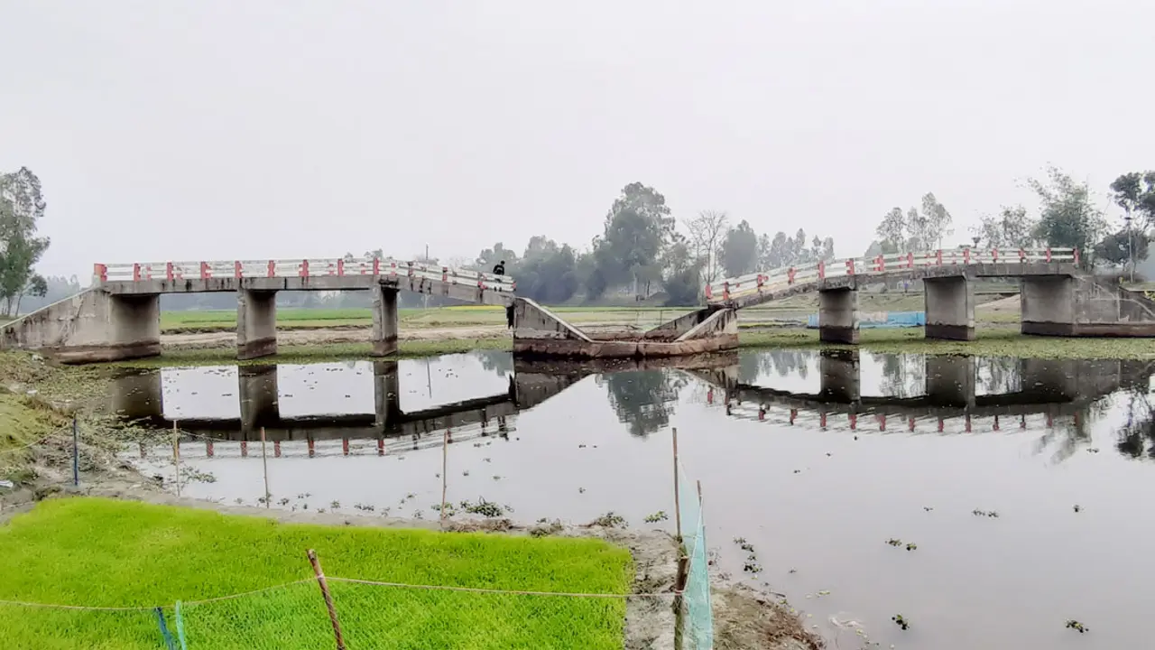 আমাদের কষ্ট কারোরই অনুভব হয় না