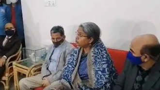 Education Minister calls for student-teacher discussion