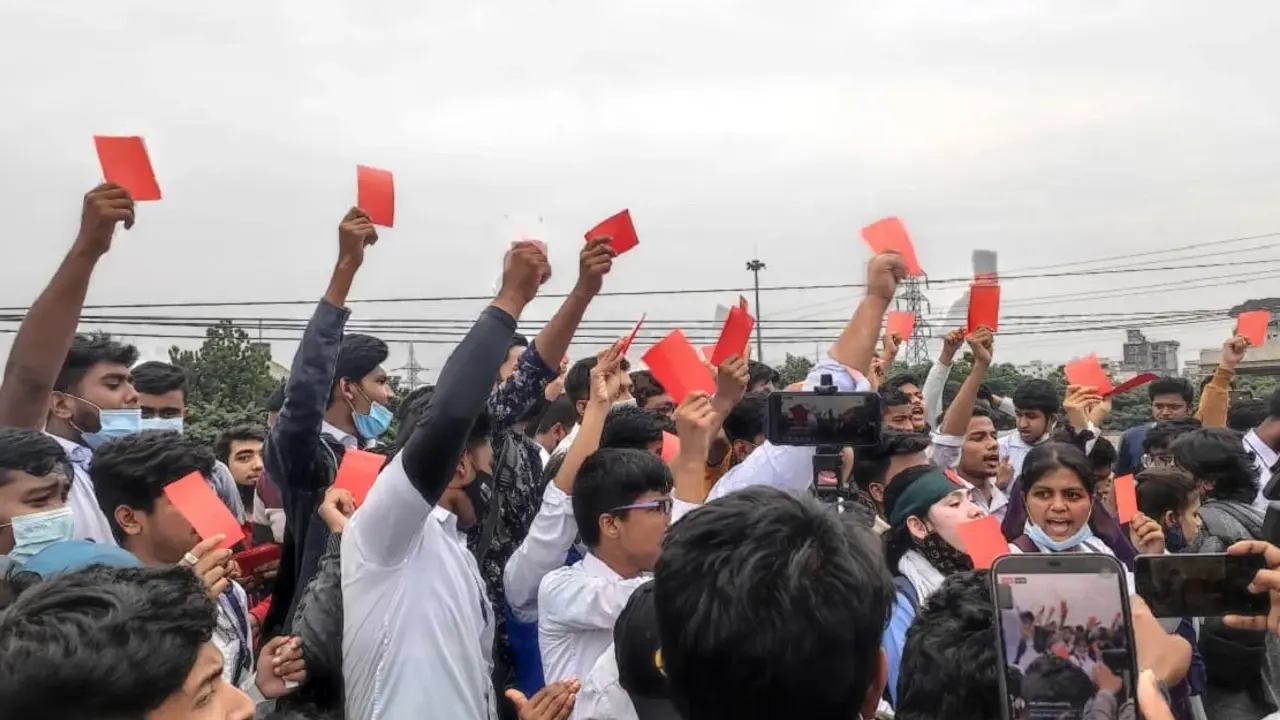 সড়কে ফিটনেসবিহীন সাড়ে ৫ লাখ গাড়ি
