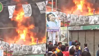 Fire breaks out in Narayanganj warehouse