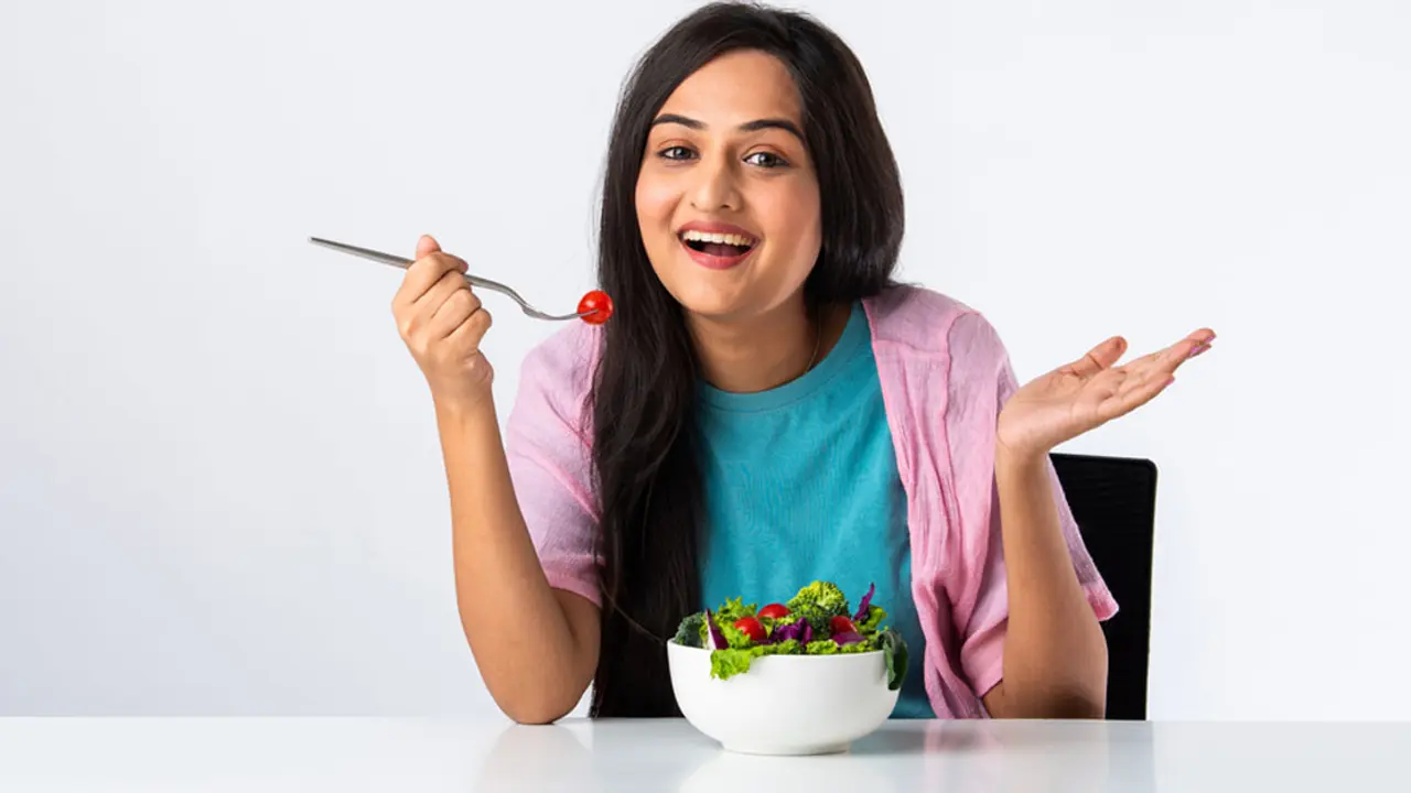 কোষ্ঠকাঠিন্য দূর করতে যেসব খাবার খাবেন