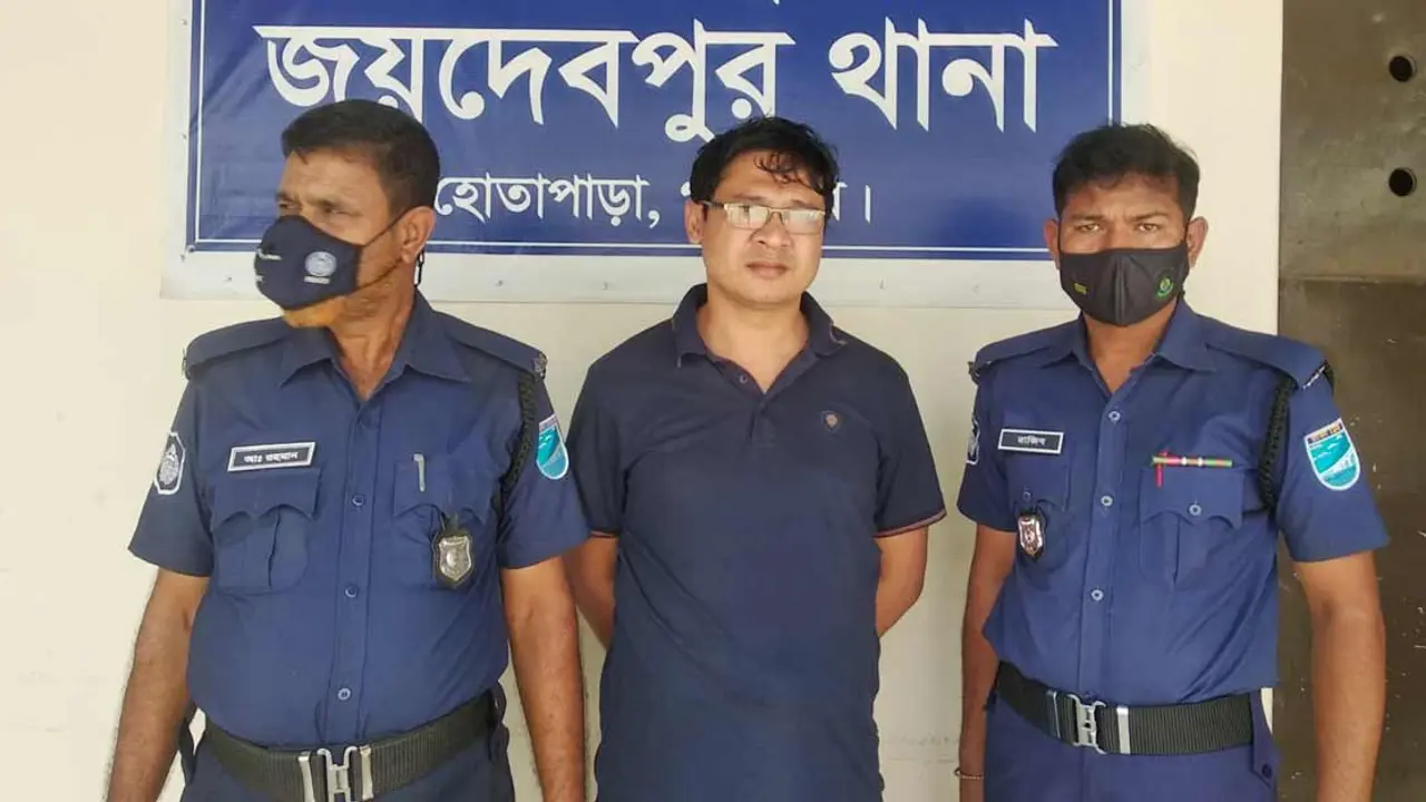 শিক্ষিকাকে ধর্ষণ মামলায় প্রধান শিক্ষক গ্রেফতার