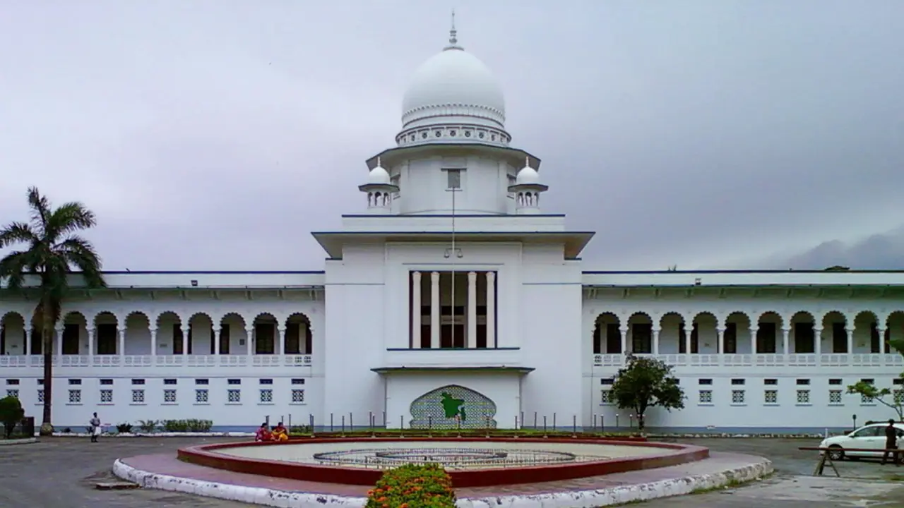 সাম্প্রদায়িক হামলার ঘটনায় রাষ্ট্র নিশ্চুপ নেই : হাইকোর্ট