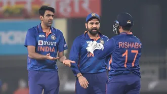 Clinical India hammer New Zealand to take T20 series