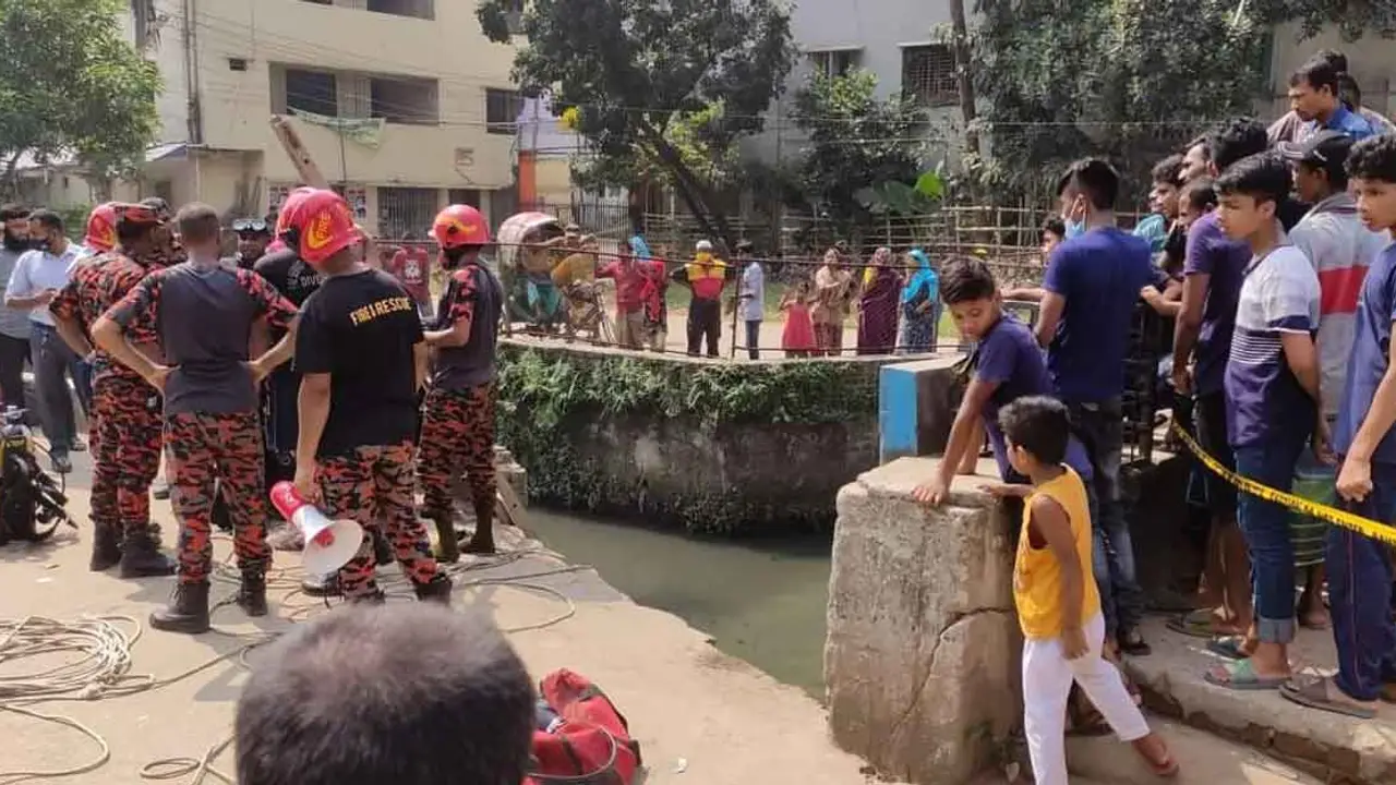 মিরপুরে খালে পড়ে এক ব্যক্তি নিখোঁজ