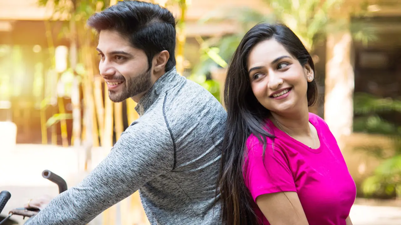 প্রেমিকাকে খুশি রাখার ৫ উপায়