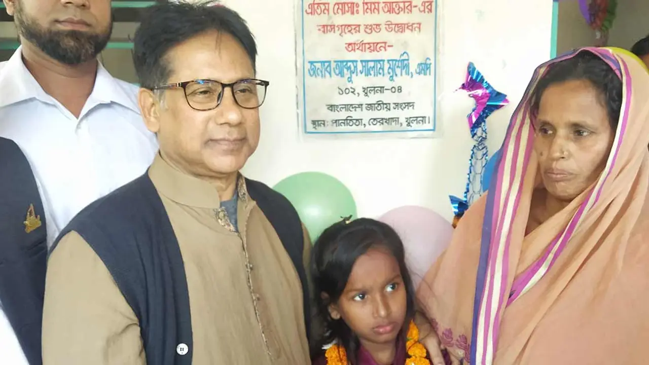 ঘর পেল সব হারানো সেই মীম