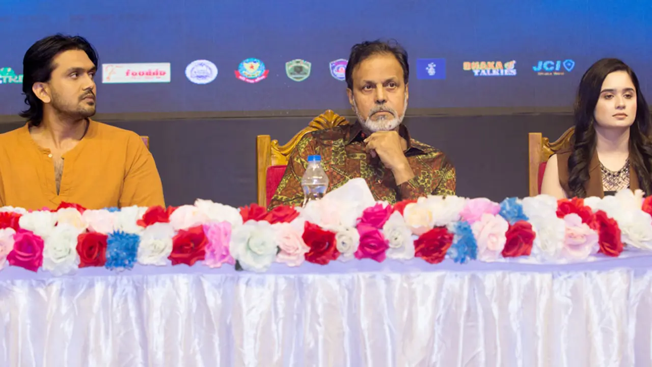 ‘মিশন এক্সট্রিম’ ট্রেলারে কোড ও টাকার রহস্য!