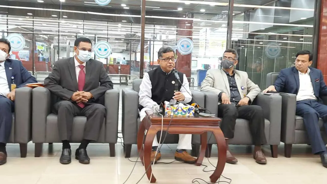 কোভিড প্রোটোকল না মেনে কীভাবে উড়াল দিয়েছিলেন ডা. মুরাদ?