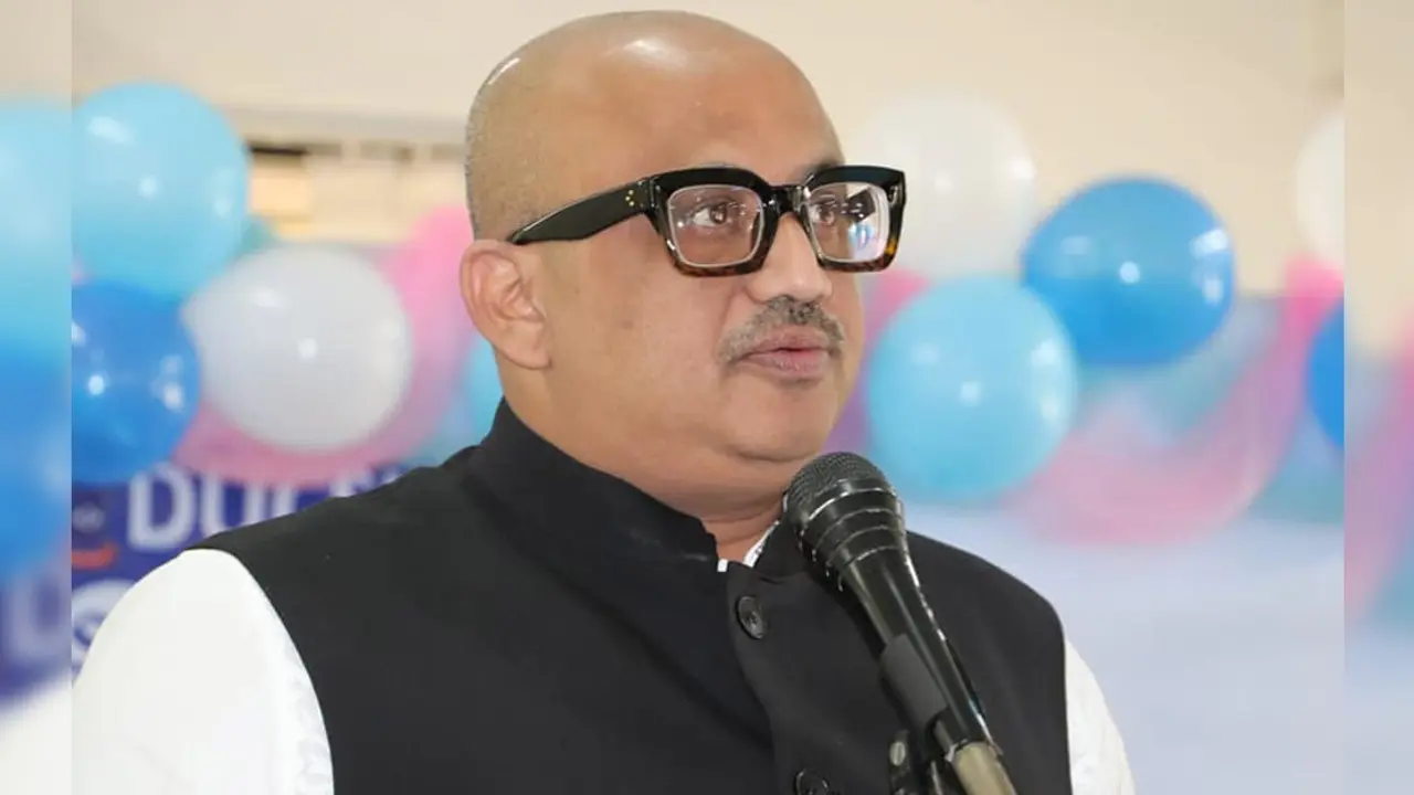 মা-বোনদের কাছে ক্ষমা চাইলেন মুরাদ