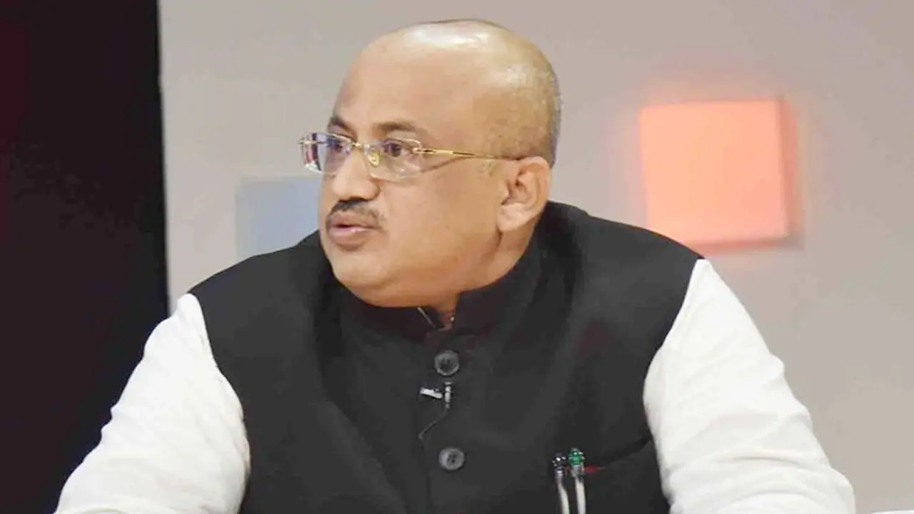 পদত্যাগপত্রে যা লিখেছেন ডা. মুরাদ