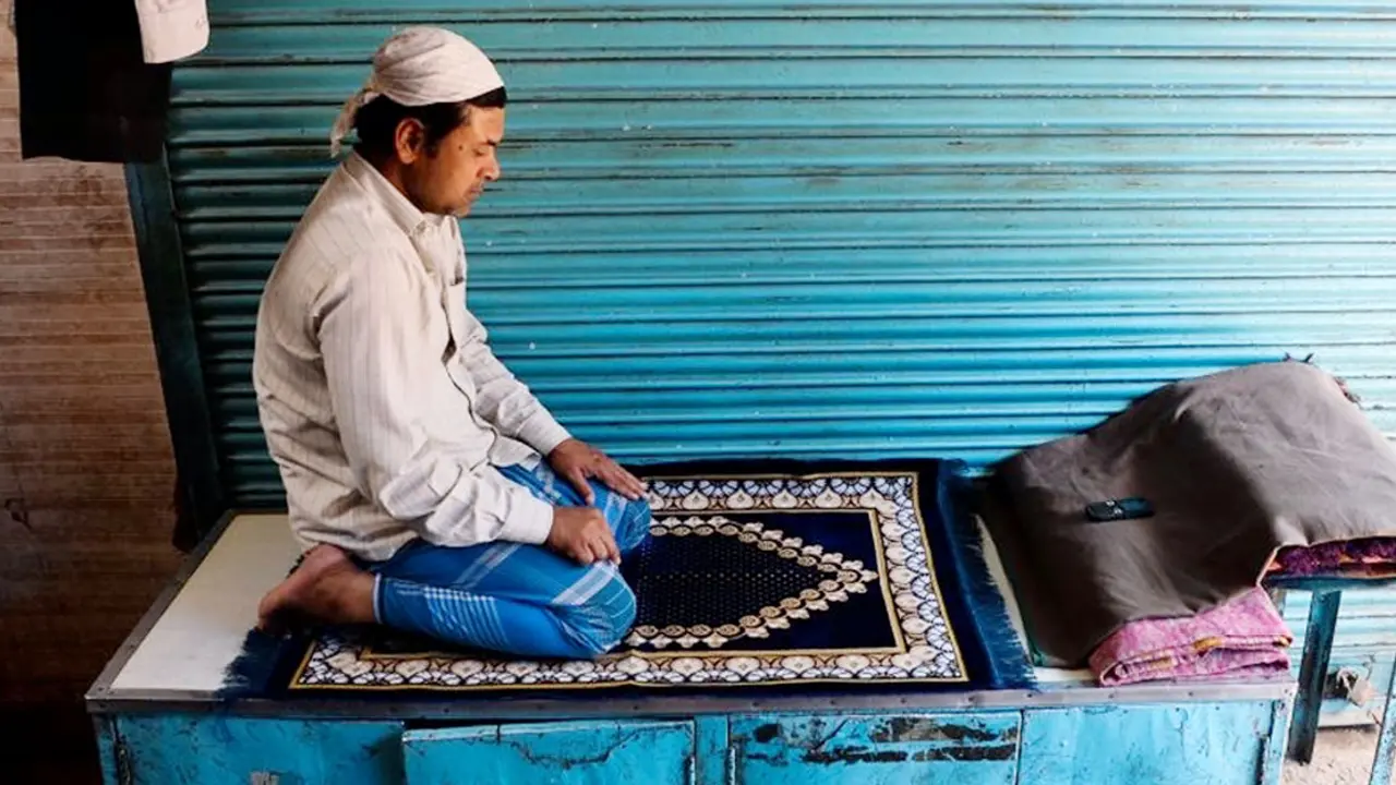 অসুস্থ হয়ে ফরজ আদায় করতে না পারলে যা করবেন