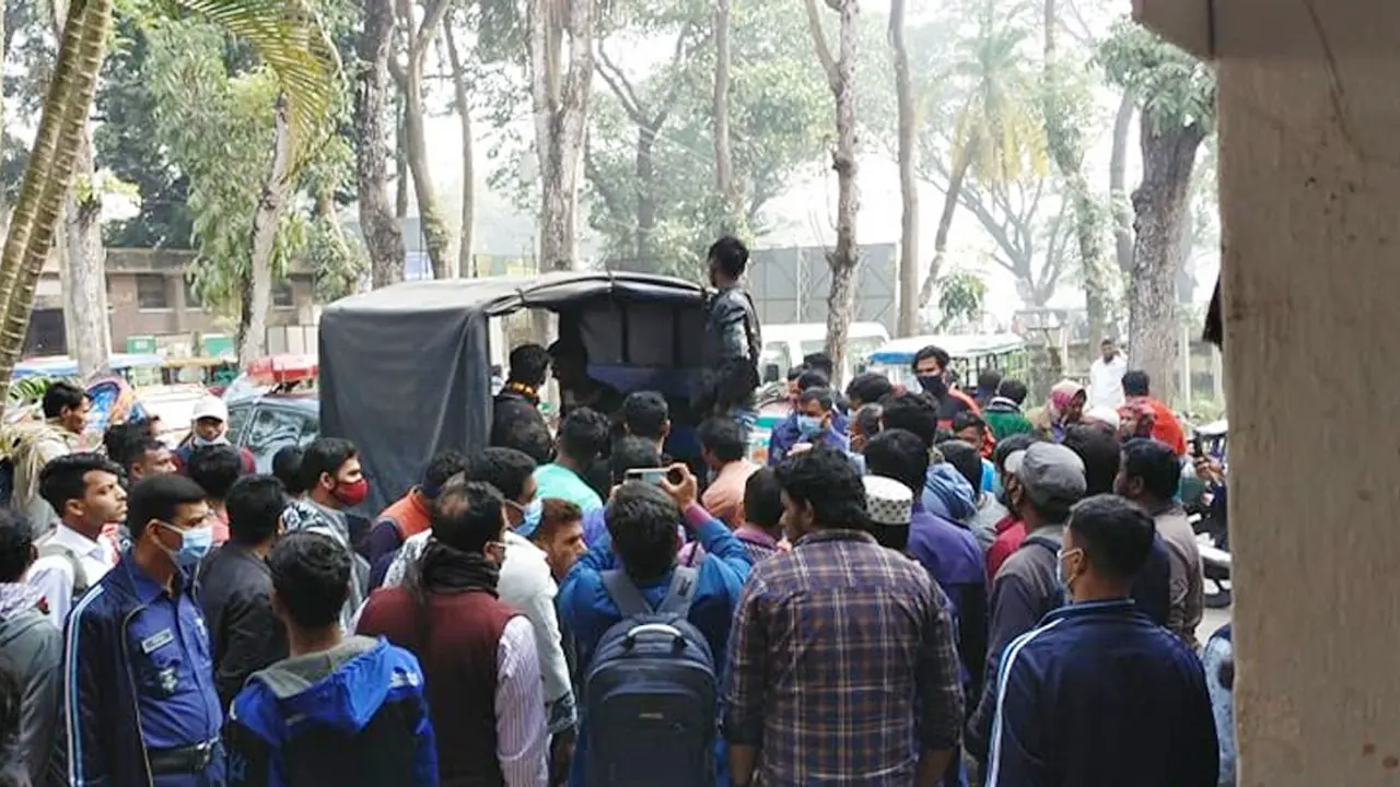 নারায়ণগঞ্জে ডাকাত সন্দেহে গণপিটুনিতে নিহত ৩