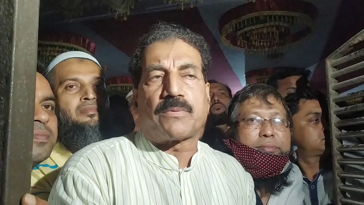 বাইরে পুলিশ, ভেতরে বিএনপির ৫ শতাধিক নেতাকর্মী অবরুদ্ধ