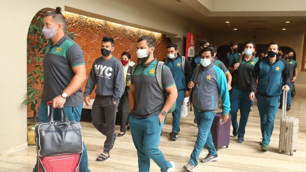 পাকিস্তানের সবাই করোনা নেগেটিভ
