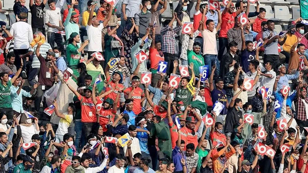 পাকিস্তানের অফিশিয়াল পেজ থেকে ‘বাংলাদেশি ভক্তদের’ নিয়ে পোস্ট