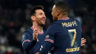 Mbappe double gives Paris Saint Germain 2-0 win over Monaco