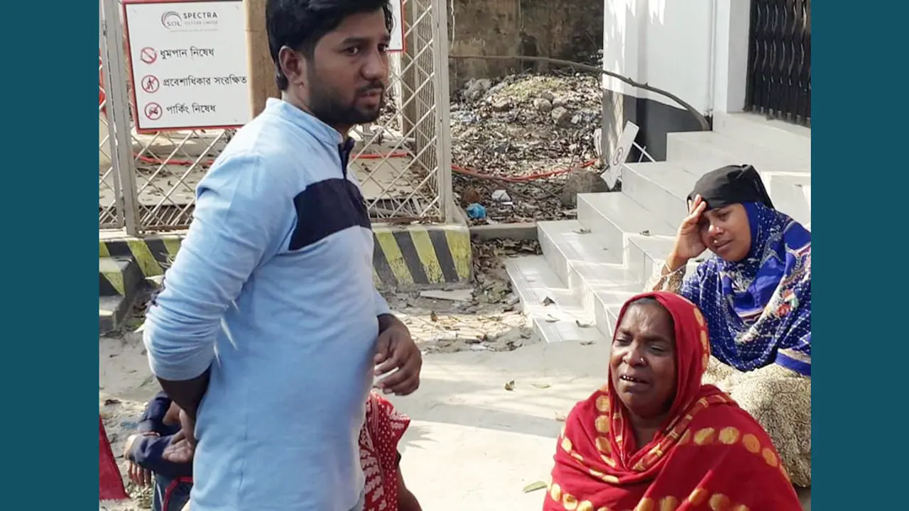 নসিমনের ধাক্কায় ১০ মাসের অন্তঃসত্ত্বা গৃহবধূর মৃত্যু