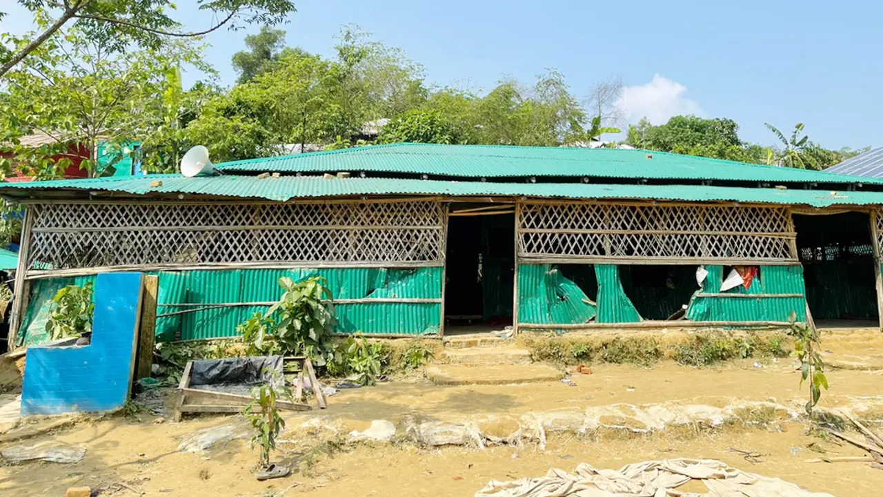ব্রাশফায়ারে ৬ রোহিঙ্গা খুন: ২৪ ঘণ্টা পরও হয়নি মামলা