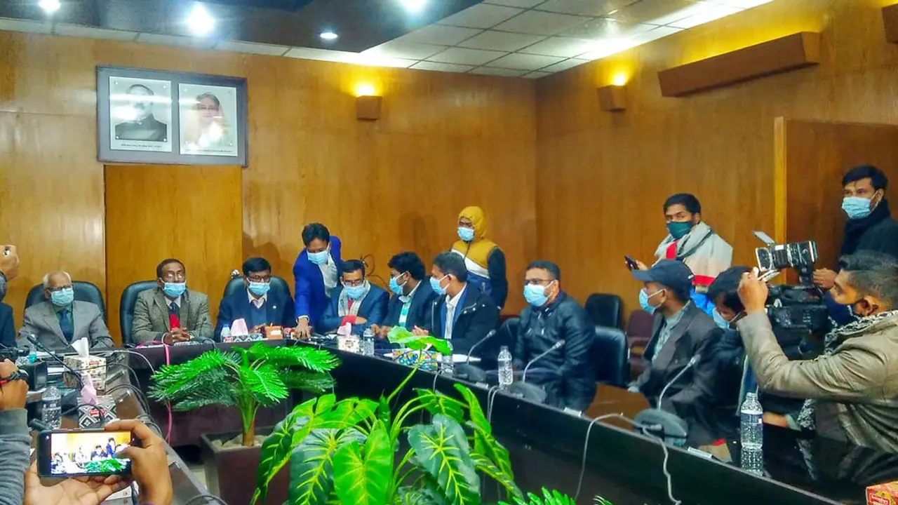 খোলা থাকছে রাবি, ক্লাস অনলাইনে