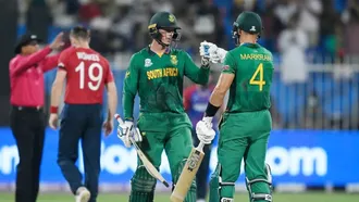 England qualify for semis despite South Africa loss