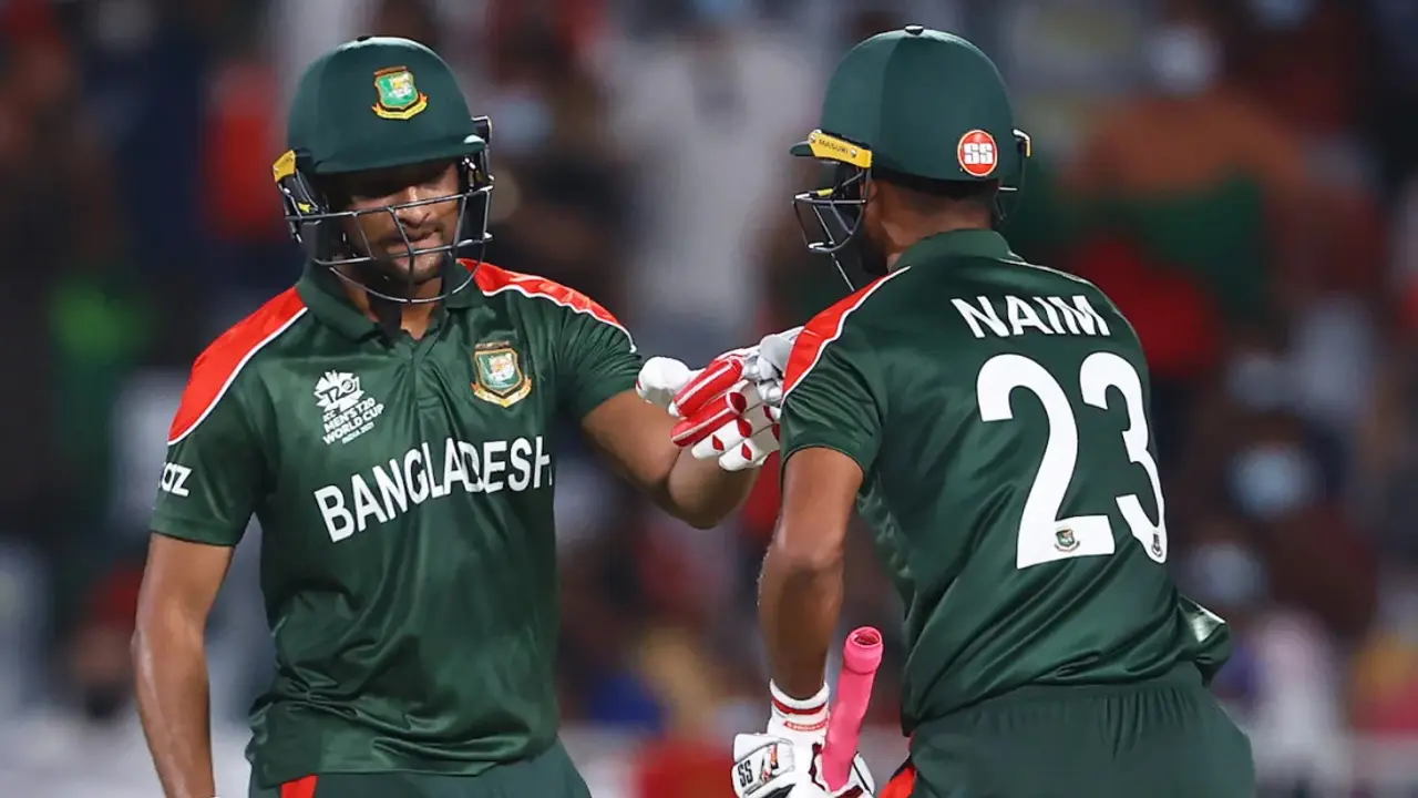বিশ্বকাপে টিকে থাকার লড়াইয়ে ১৫৩ রানের পুঁজি বাংলাদেশের