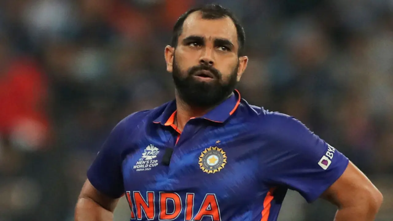 শামিকে পাকিস্তান চলে যেতে বলা ‘অতিরিক্ত প্রতিক্রিয়া’ বলছেন সৌরভ
