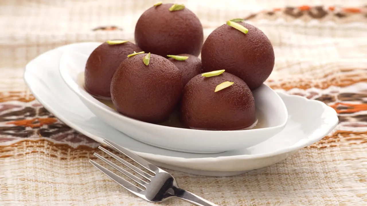 মুড়ি দিয়ে গোলাপজাম তৈরির রেসিপি