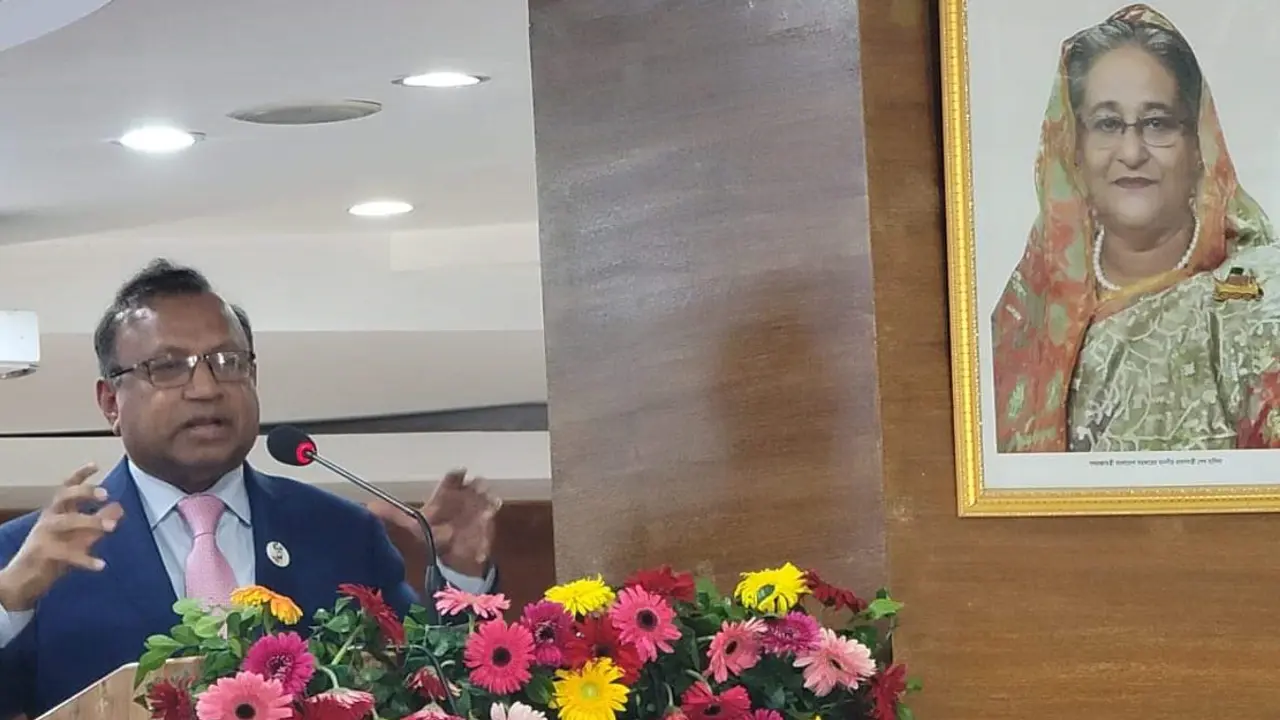 ‘বিরোধী দল চাই, রাষ্ট্রবিরোধী দল চাই না’