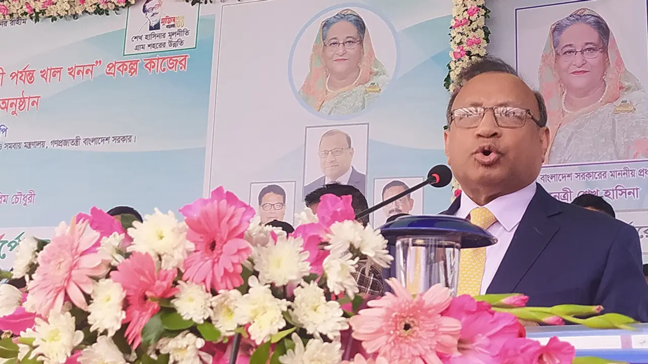 সিটি করপোরেশনের গাড়ি কেন রেজিস্ট্রেশন নেয় না, প্রশ্ন মন্ত্রীর