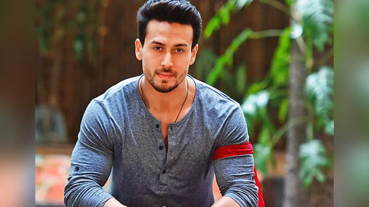 হলিউডে টাইগার শ্রফ, জানালেন ‘সুপার এক্সাইটেড’