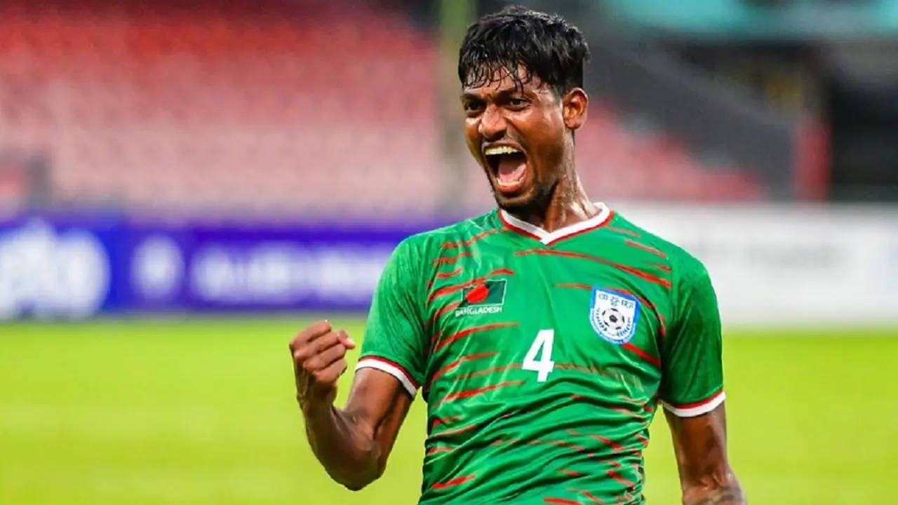 নারায়ণগঞ্জ সিটি নির্বাচনে ভোট দিলেন তপু