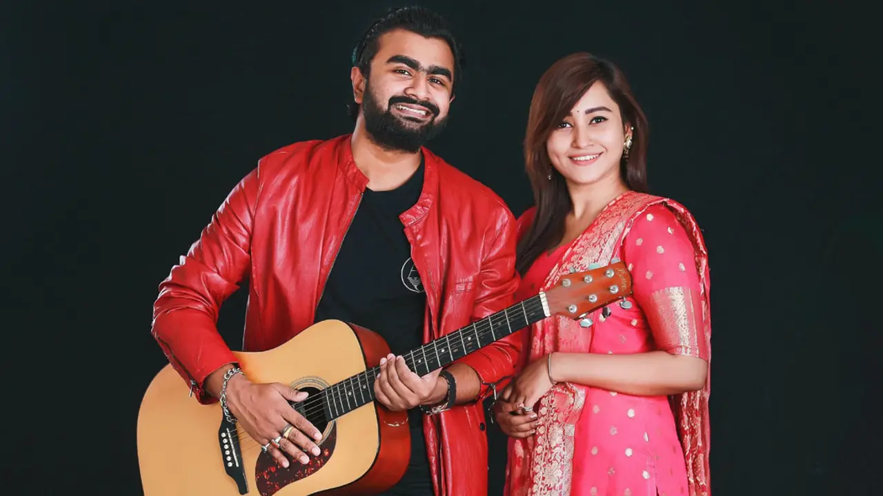 আবারও ইমরানের হাত ধরে আনিসা
