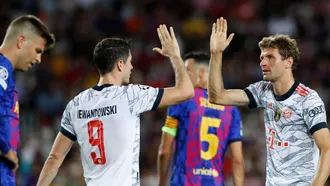 Lewandowski hits double as Bayern outclass Barcelona