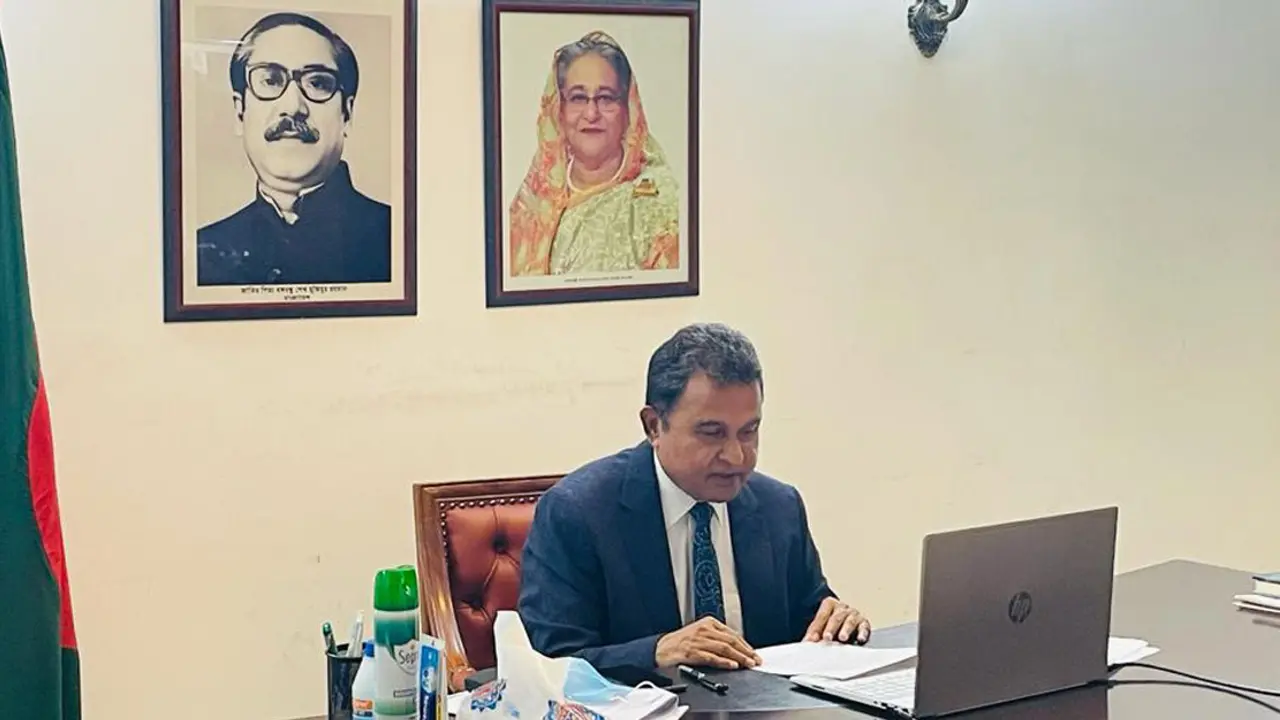 বাণিজ্য-বিনিয়োগ বাড়িয়ে অর্থনীতি পুনরুদ্ধারের আহ্বান অর্থমন্ত্রীর