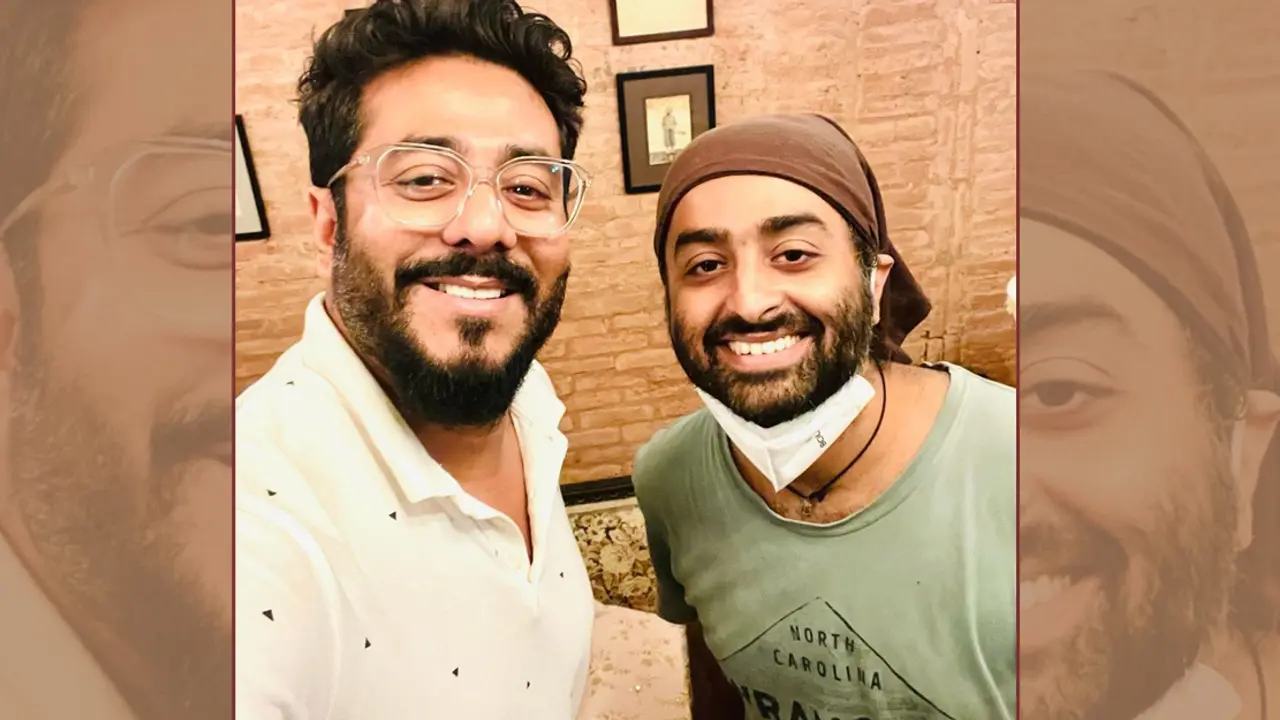অরিজিৎ সিংয়ের বিনয়-ভালোবাসায় মুগ্ধ রাজ চক্রবর্তী
